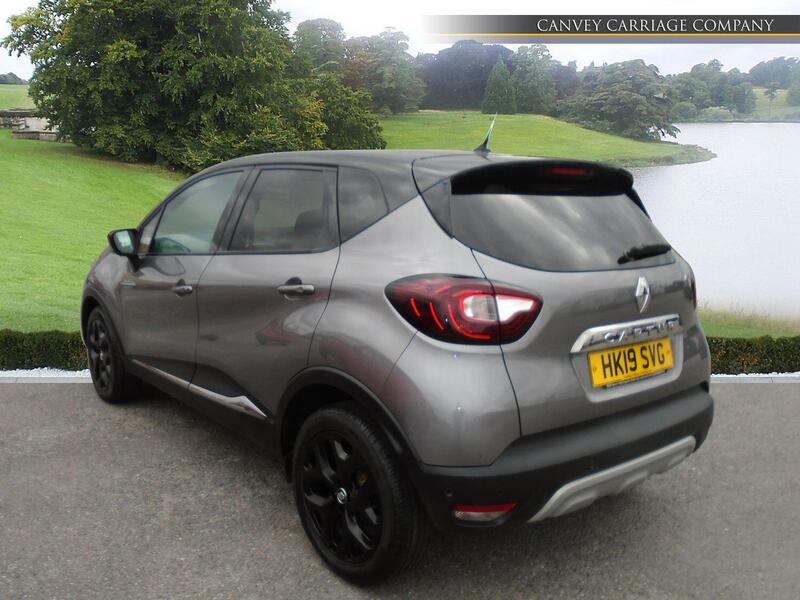 Renault Captur view 4