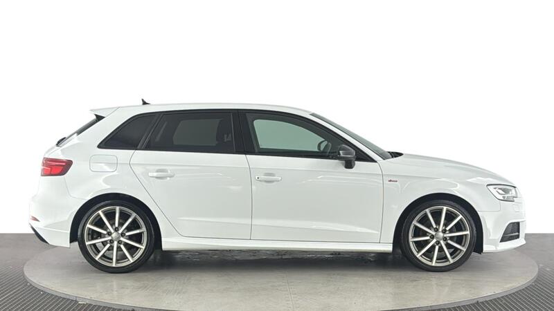 Audi A3 view 3