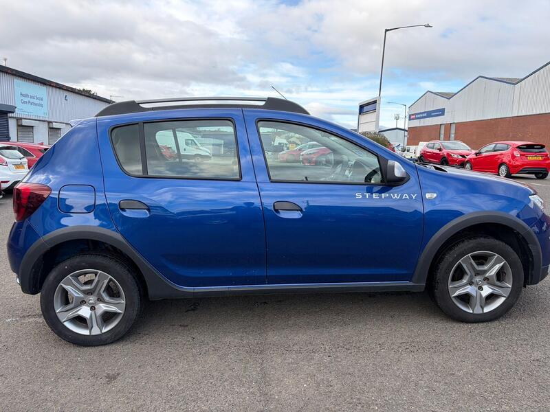 Dacia Sandero Stepway view 7