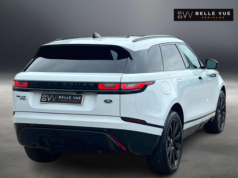Land Rover Range Rover Velar view 3