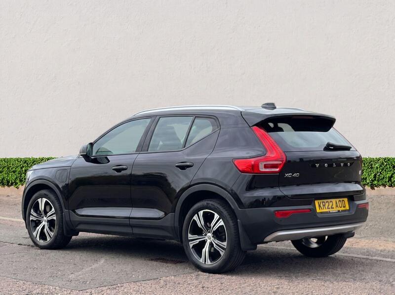 Volvo XC40 view 5