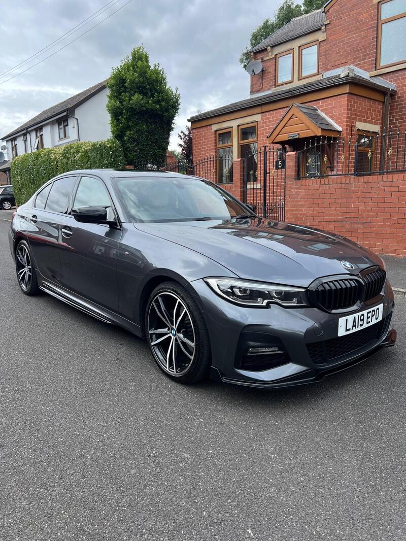 BMW 3 Series — photo 1
