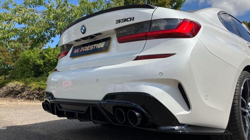 BMW 3 Series view 5