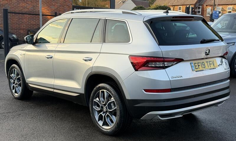 Skoda Kodiaq view 3
