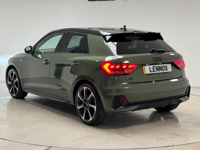 Audi A1 view 4