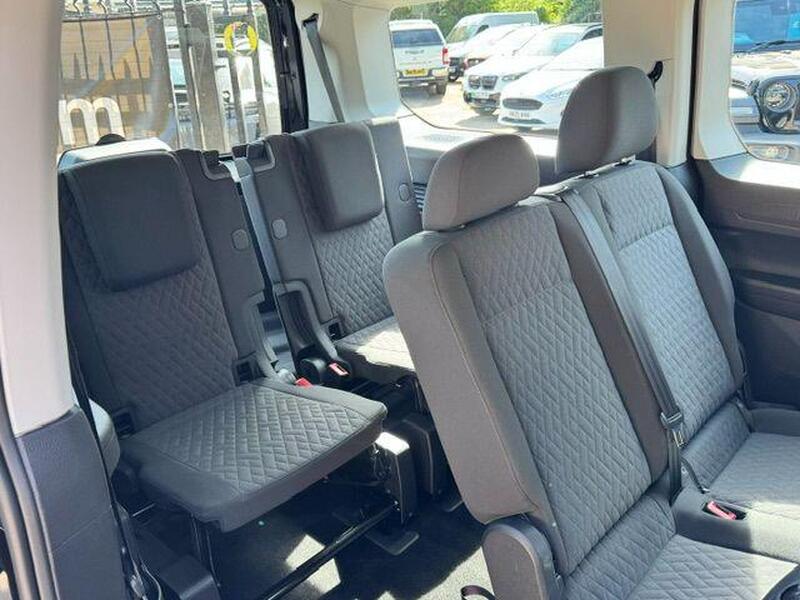 Volkswagen Caddy Maxi view 7