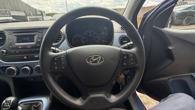 2016 Hyundai i10 — photo 20