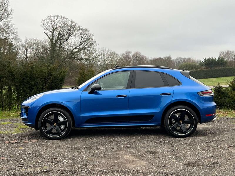 Porsche Macan view 2