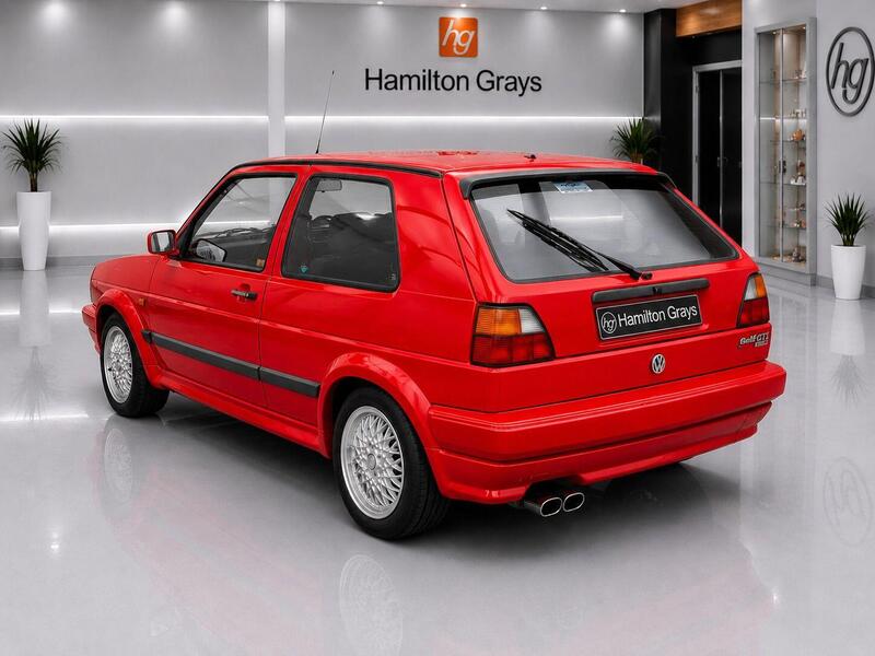 Volkswagen Golf view 2