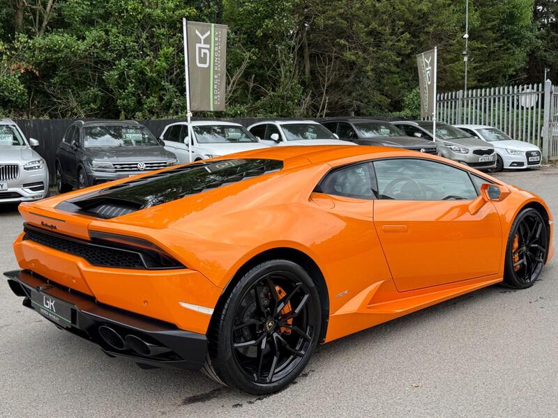 Lamborghini Huracan view 6