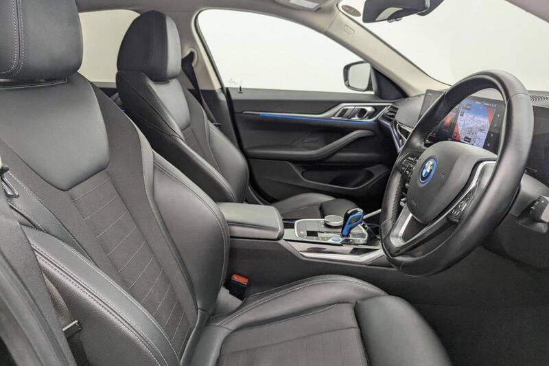 BMW I4 view 3