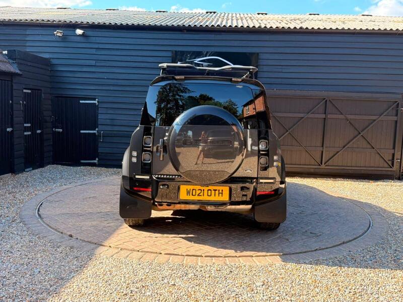 Land Rover Defender view 7