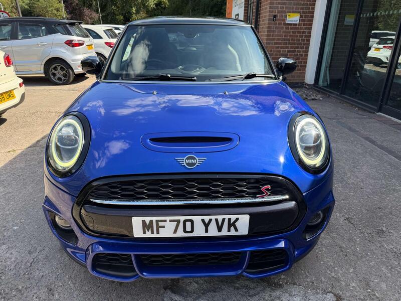 Mini Cooper view 5