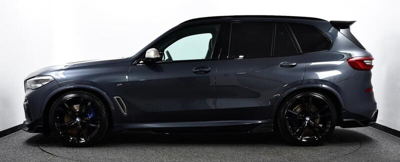 BMW X5 view 4