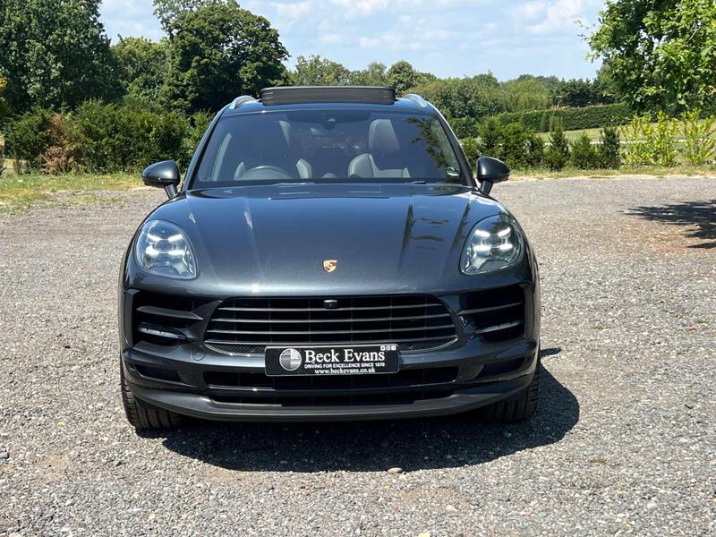 Porsche Macan view 2