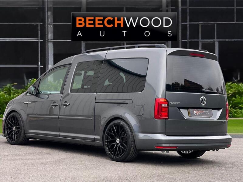 Volkswagen Caddy Maxi Life view 7