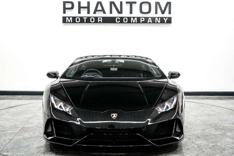 Lamborghini Huracan view 2
