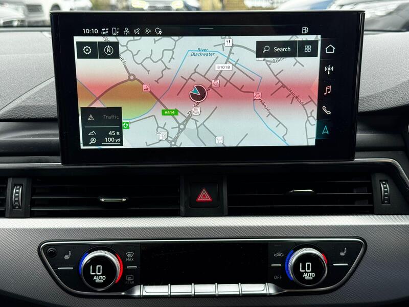 Audi A4 view 7