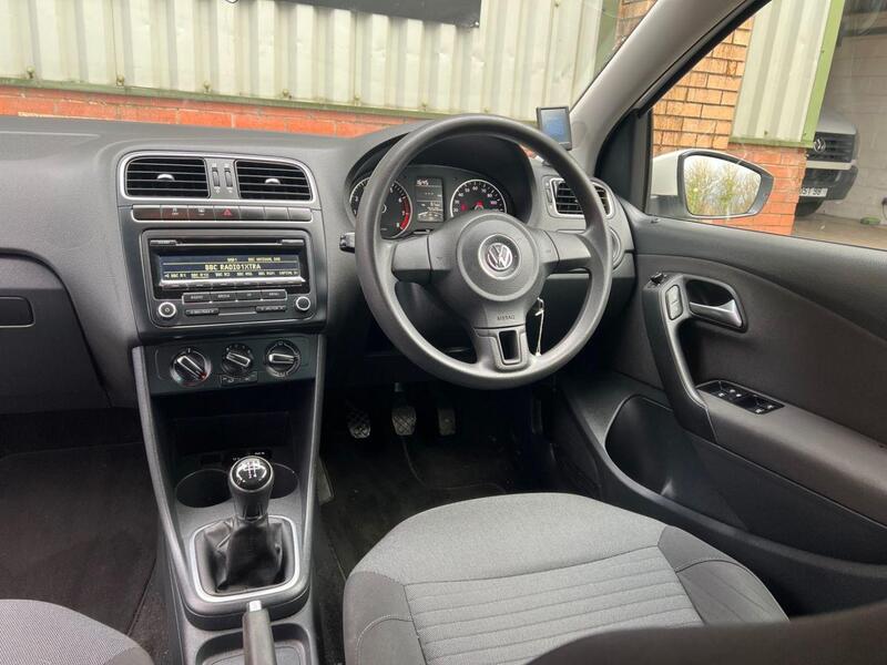 Volkswagen Polo view 19