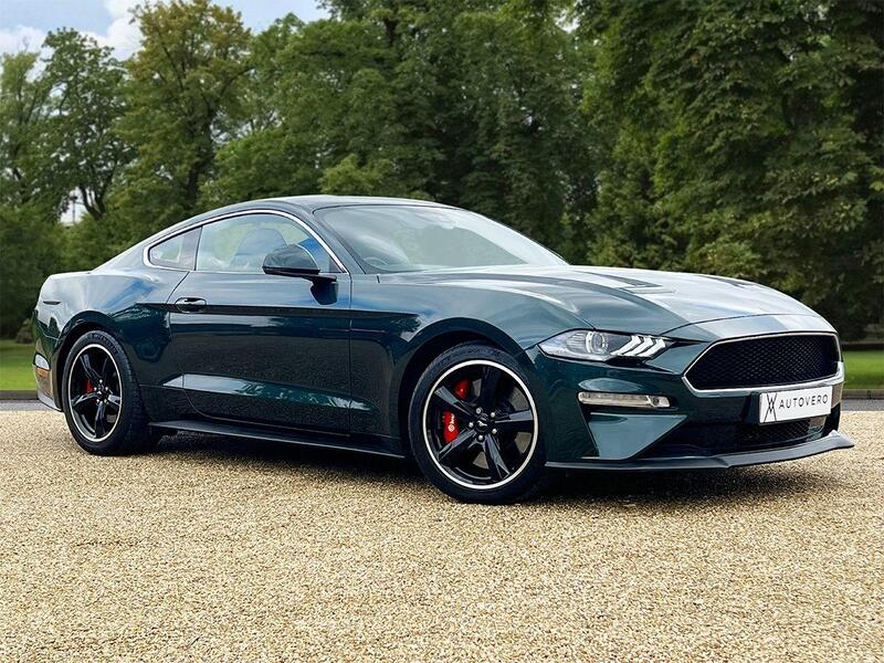 Ford Mustang view 3