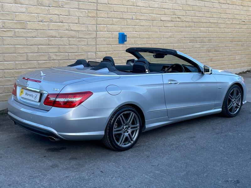 Mercedes-Benz E Class view 3