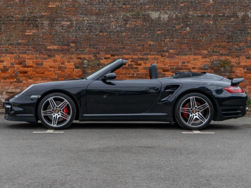 Porsche 911 view 2