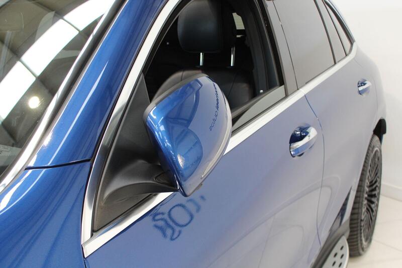 2022 Mercedes-Benz EQC in Blue — image 13 of 100