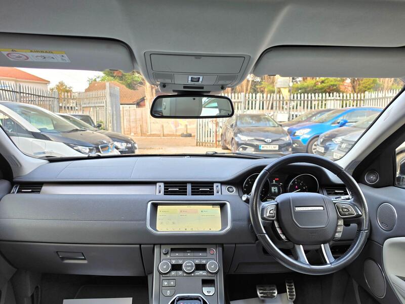 Land Rover Range Rover Evoque 2.0 Si4 HSE Dynamic Auto 4WD Euro 6 (s/s) 5dr thumbnail 30