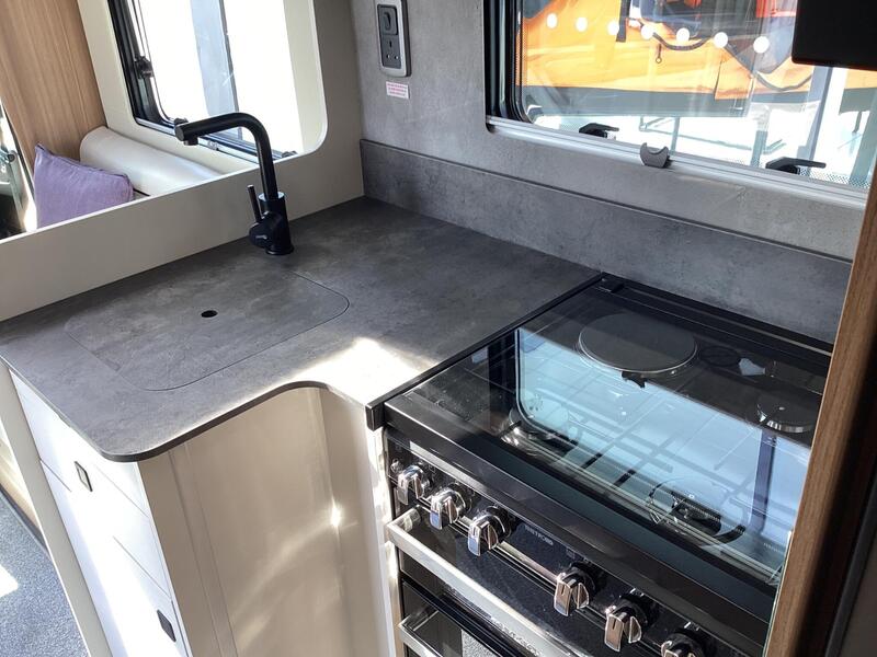 Auto-Trail Imala 730 — image 19