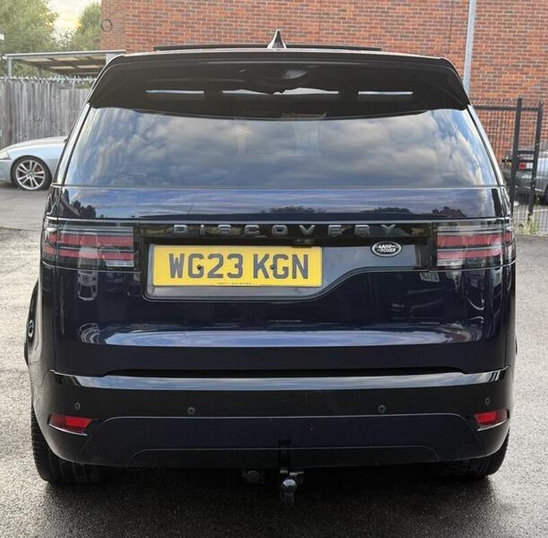 Land Rover Discovery 3 view 4