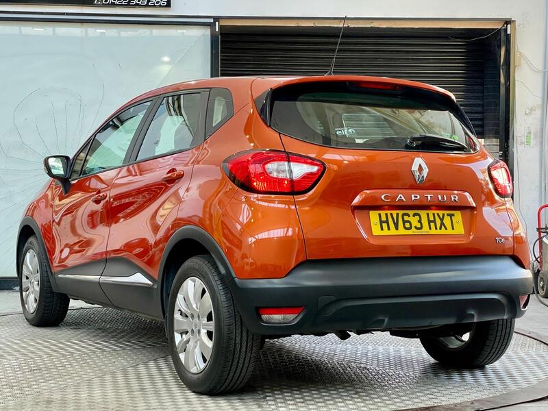 Renault Captur view 4
