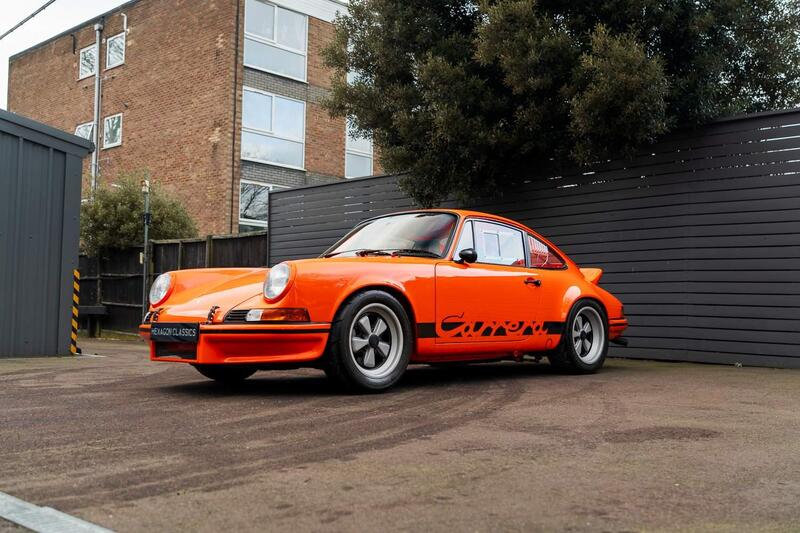 Porsche 911 view 2