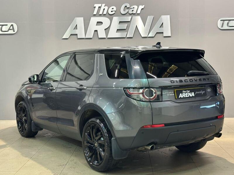 Land Rover Discovery Sport view 6