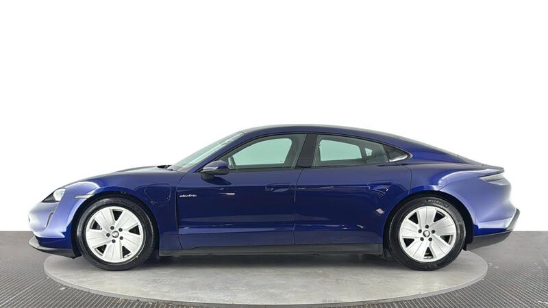 Porsche Taycan view 7