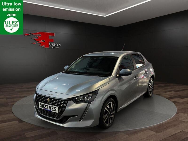 Peugeot 208 main image