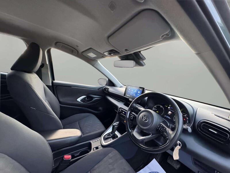 Toyota Yaris view 2