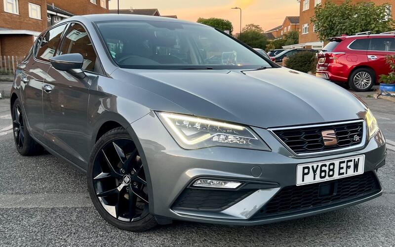 SEAT Leon — photo 1