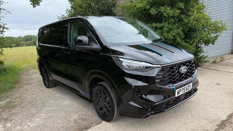 2025 Ford Transit Custom — photo 6