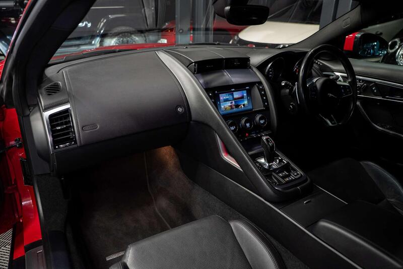 Jaguar F-Type view 3