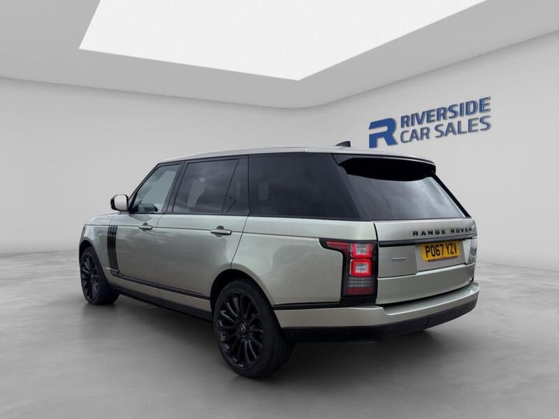 Land Rover Range Rover view 6