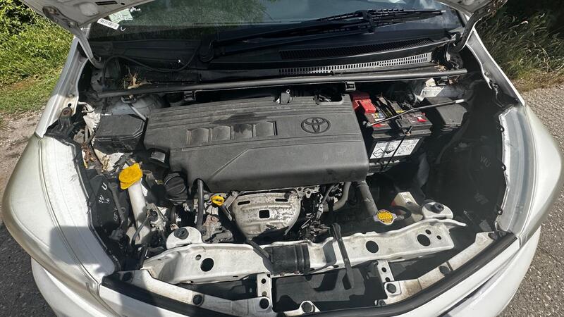 2013 Toyota Yaris — photo 12