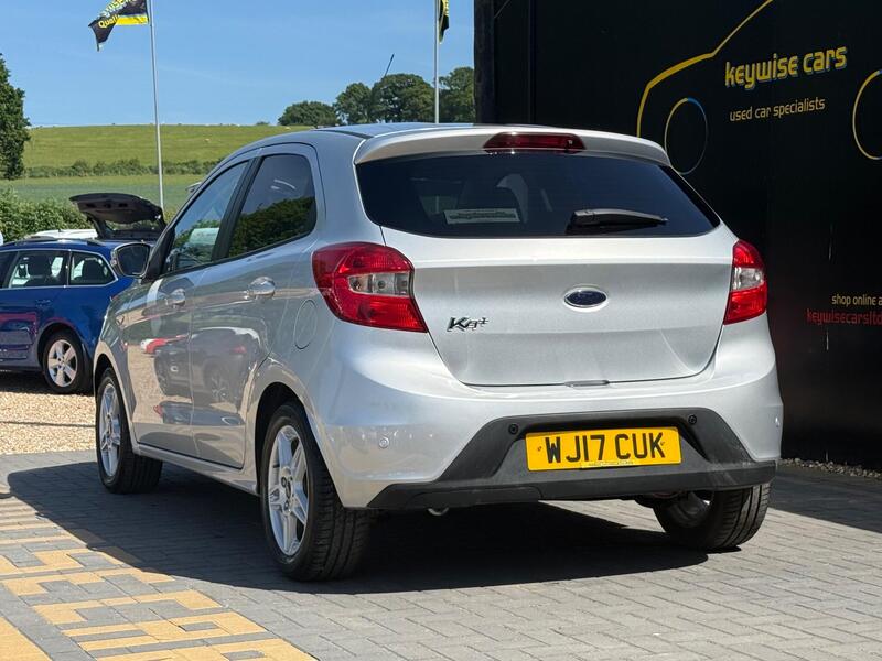 Ford Ka+ view 3