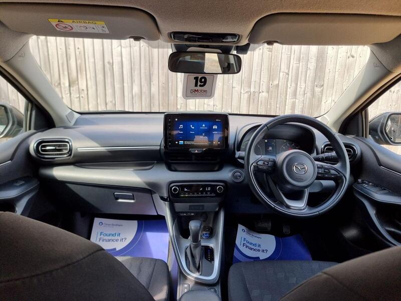 Mazda Mazda2 view 5