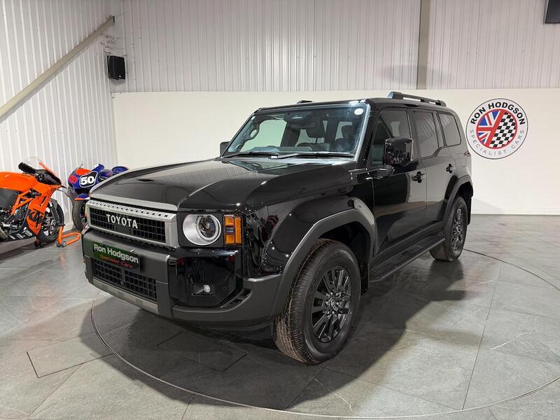 Toyota Land Cruiser view 2