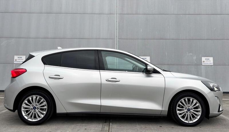 Ford Focus main image