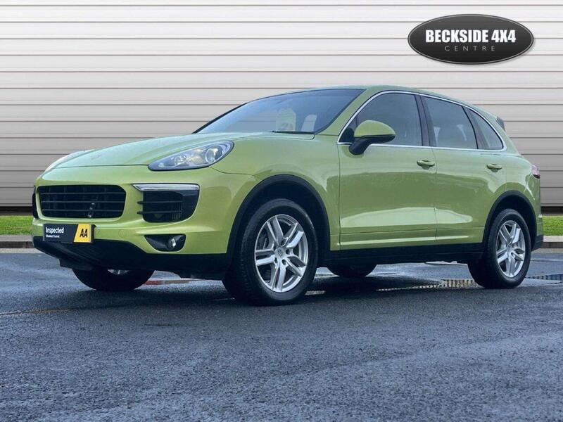 Porsche Cayenne view 4