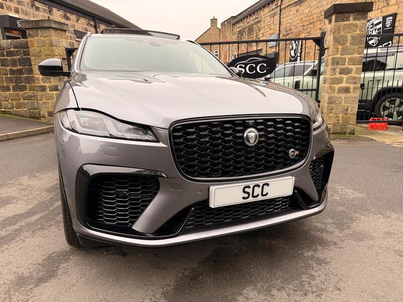 Jaguar F-Pace view 4