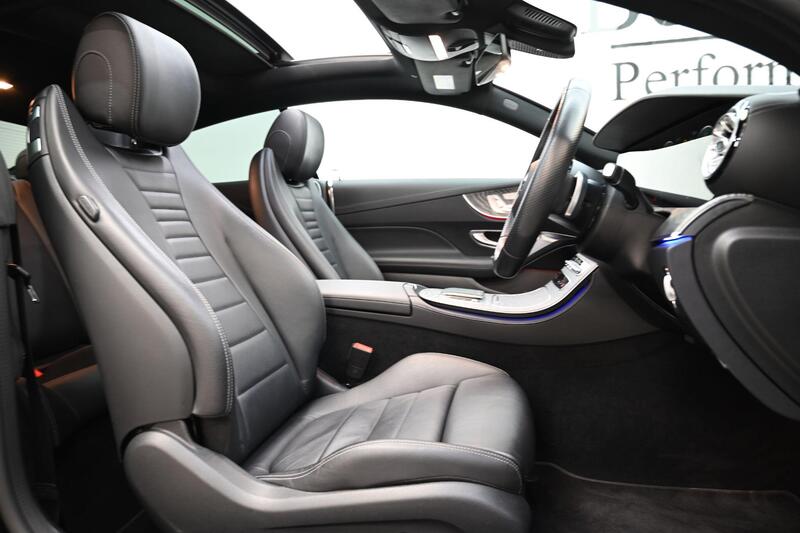 Mercedes-Benz E-Class view 3