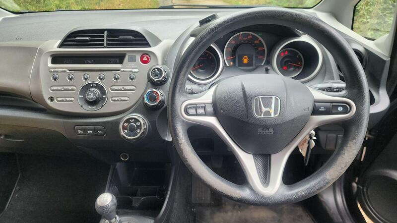 2010 Honda Jazz — photo 25