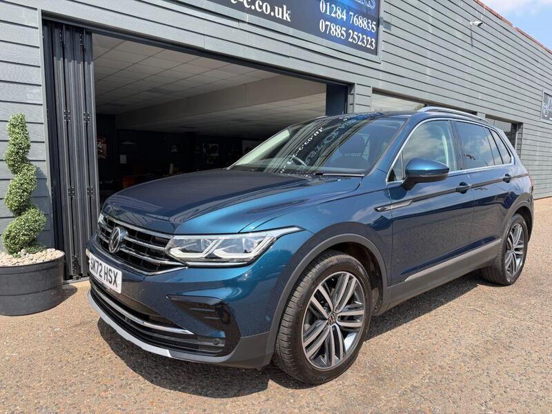 Volkswagen Tiguan view 5